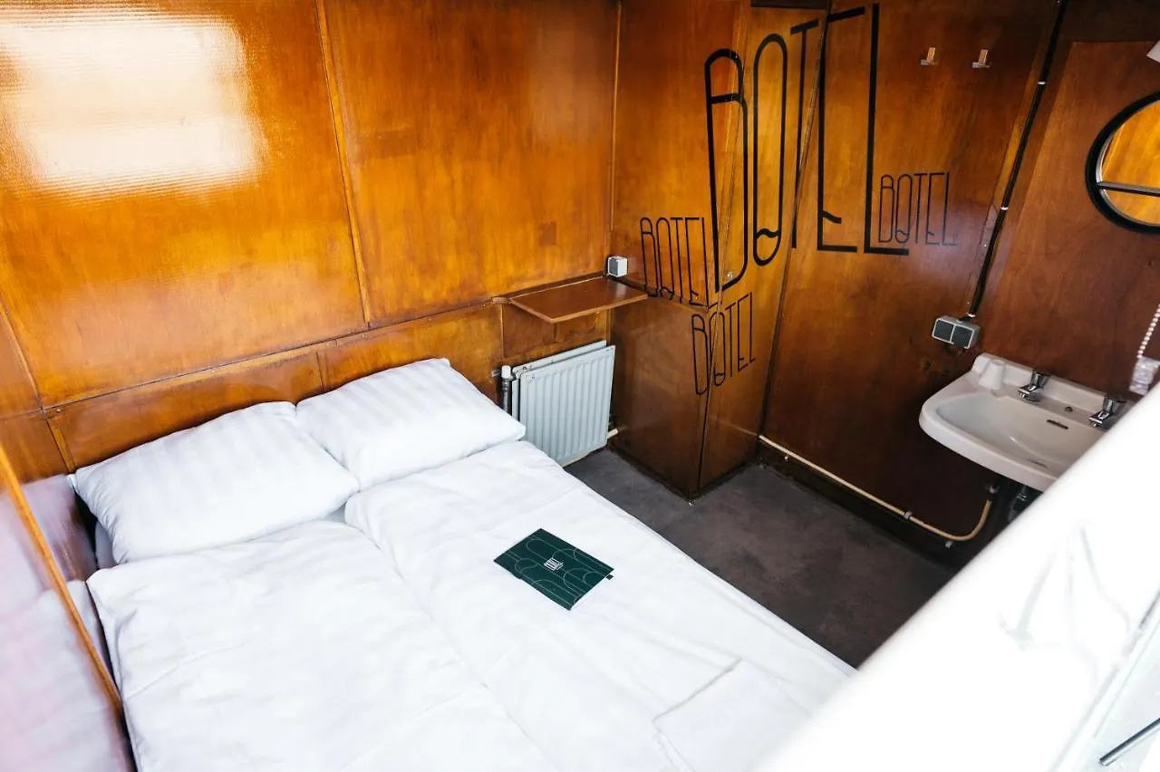 Hostel Botel Maastricht