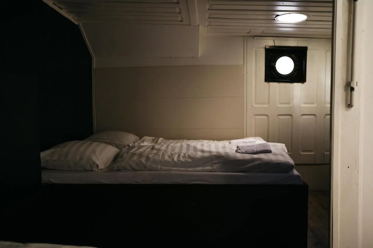 Botel Maastricht Hostel